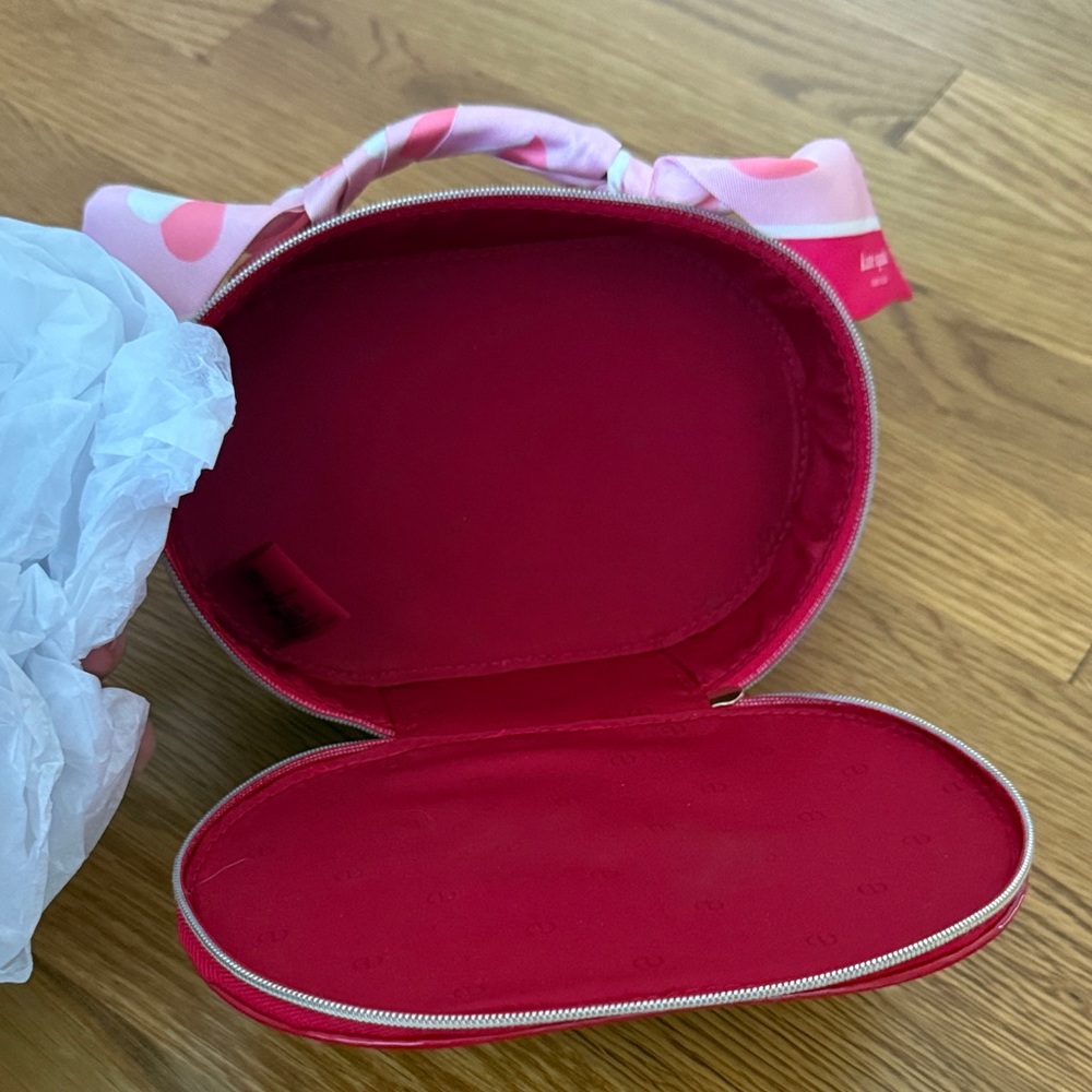 Dior small vanity and Kate Spade scarf - Picture 4 of 5